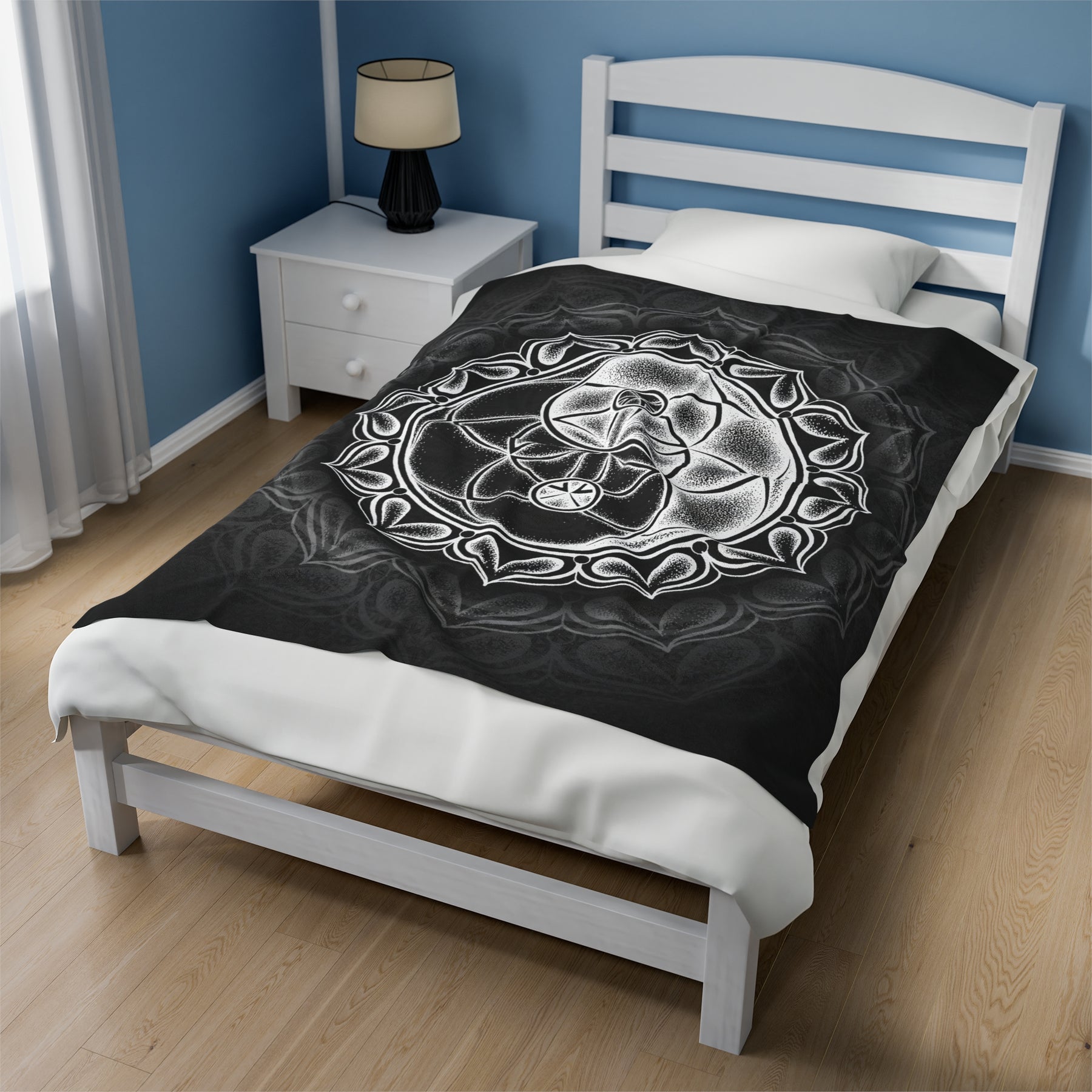 Ying Yang Velveteen Plush Blanket